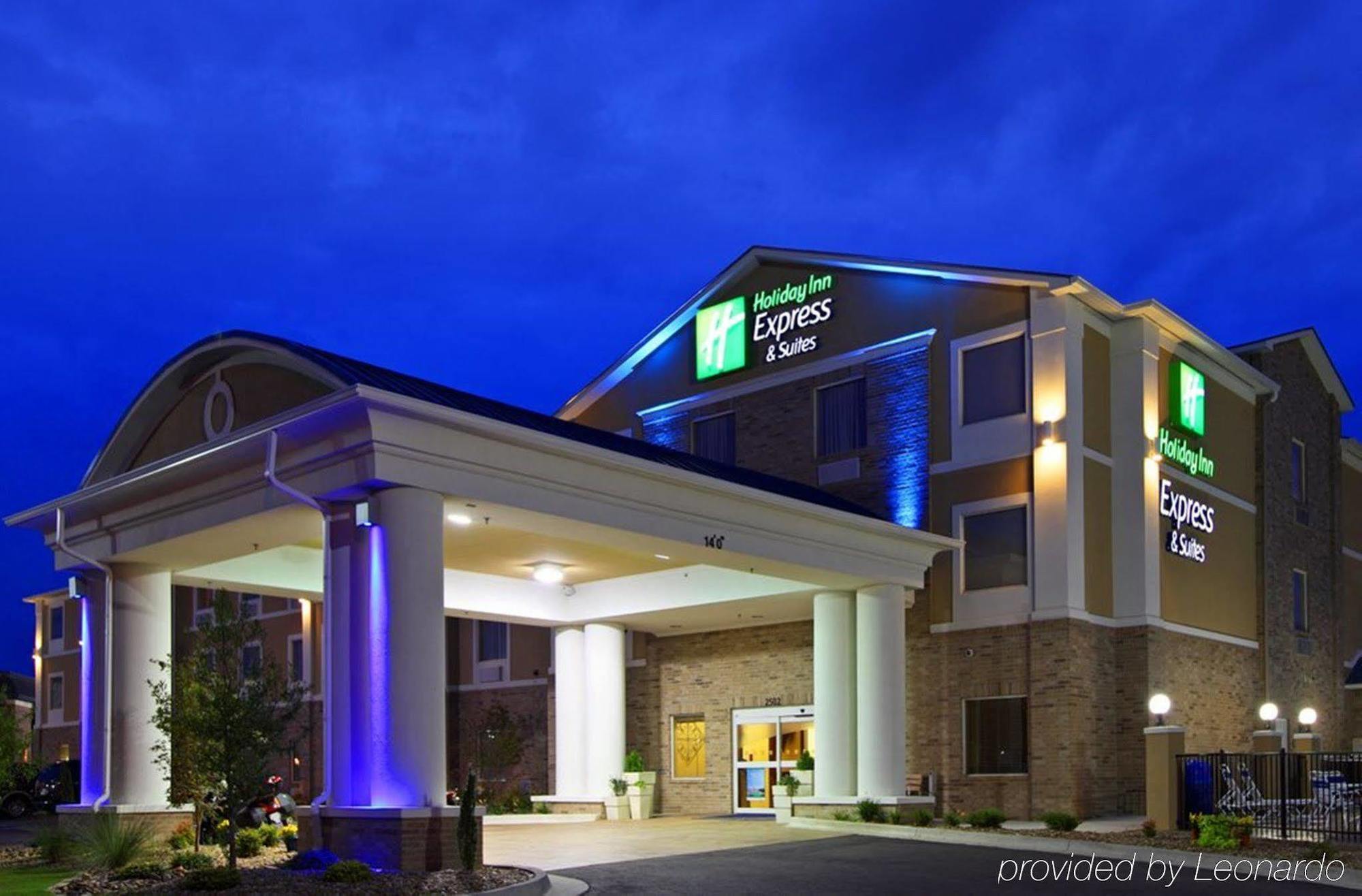 Holiday Inn Express & Suites Shippensburg By Ihg Exterior photo